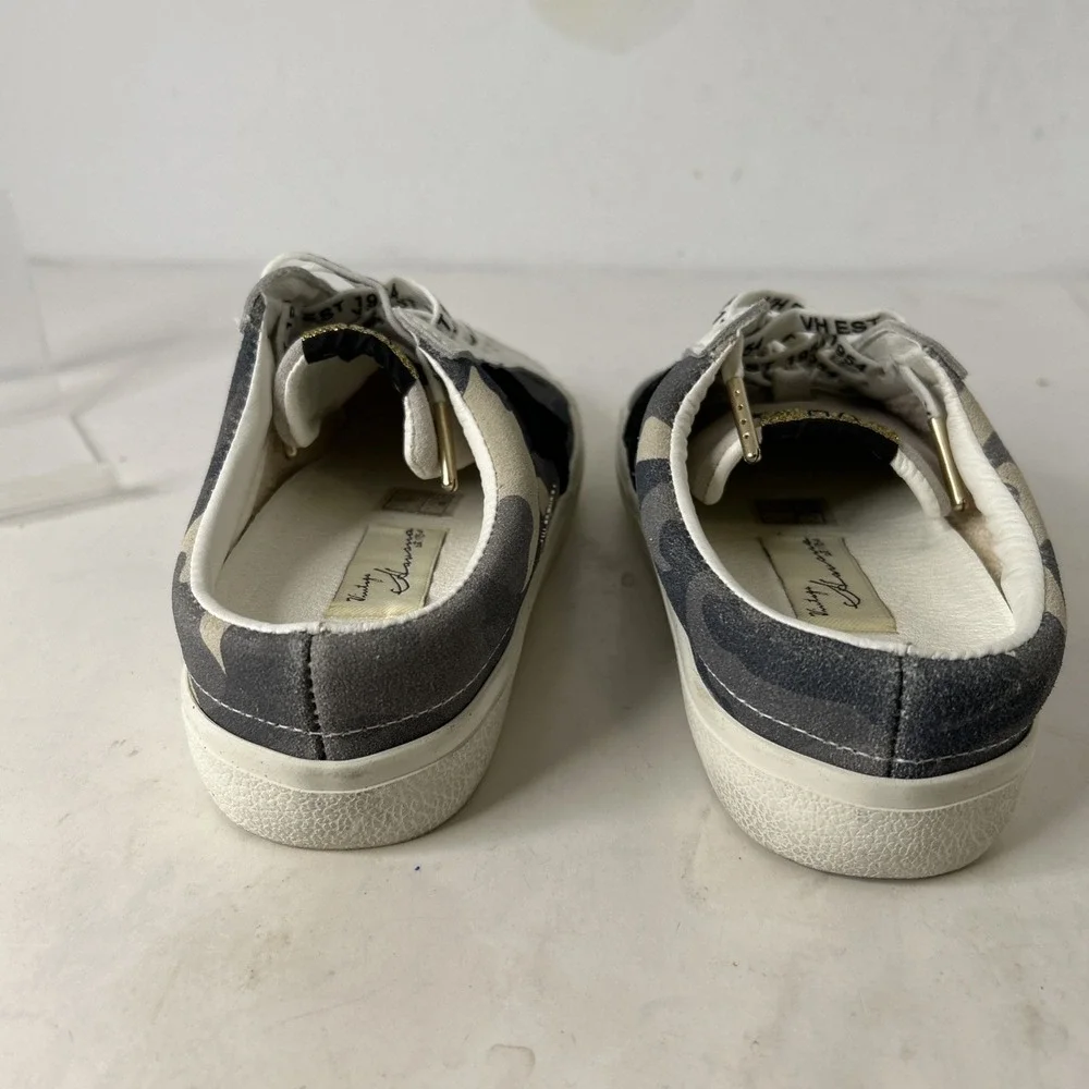 Vintage Havana Queen Camo‎ Slip On Sneakers Sz 5.5